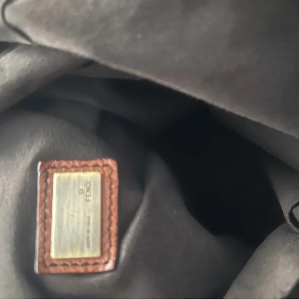 Fendi Vintage Palazzo Bucket Bag - Picture 4 of 12